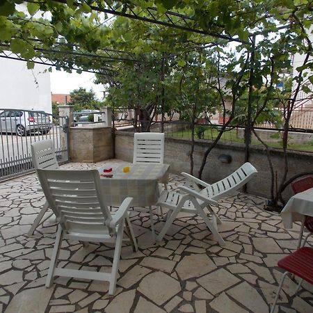 Apartments Jonjic Vodice Buitenkant foto
