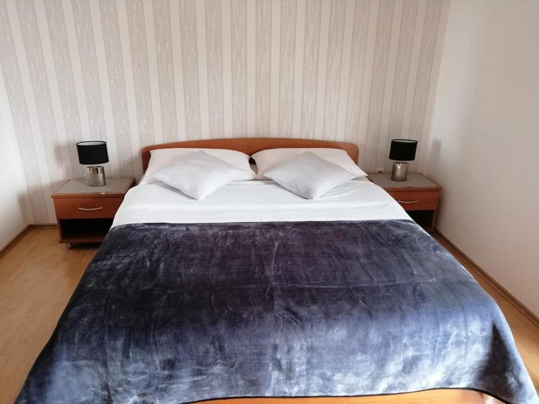 Apartments Jonjic Vodice Buitenkant foto