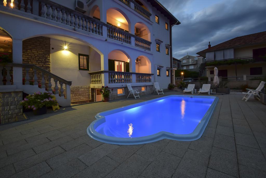 Apartments Jonjic Vodice Buitenkant foto